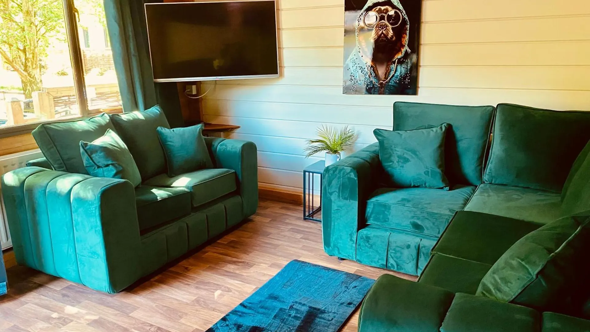 Campsite Sherwood Castle By Liv Retreats Nottingham United Kingdom