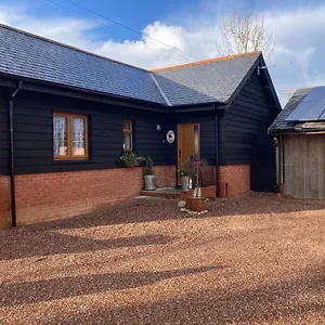 https://charming-1-bed-cottage-near-sidmouth.cardiffhotelswales.com