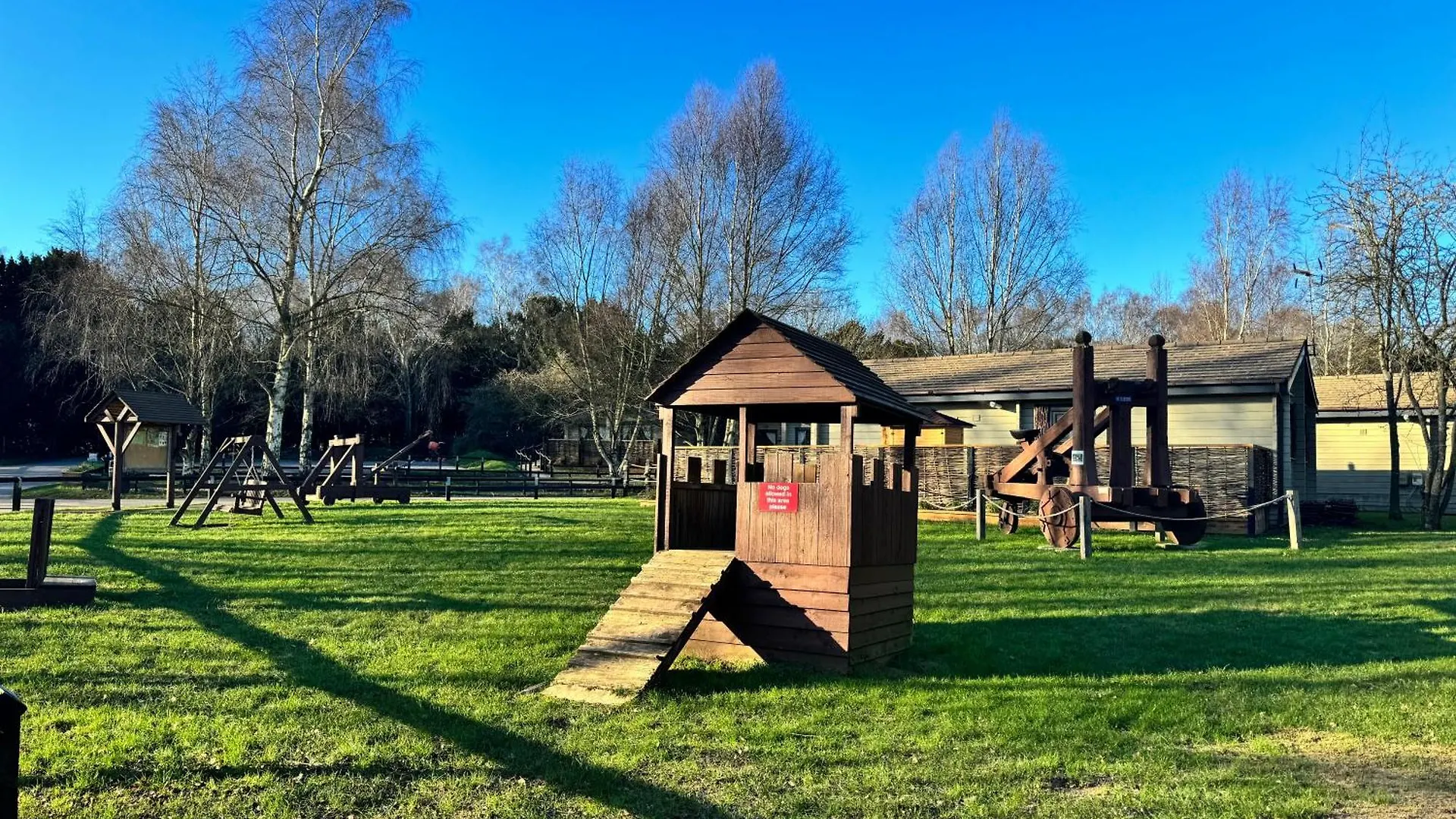 Campsite Sherwood Castle By Liv Retreats Nottingham United Kingdom