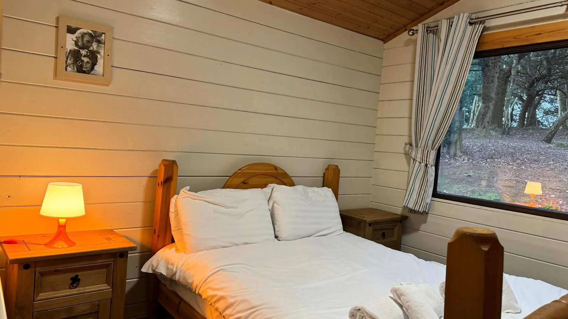 Campsite Sherwood Castle By Liv Retreats Nottingham United Kingdom