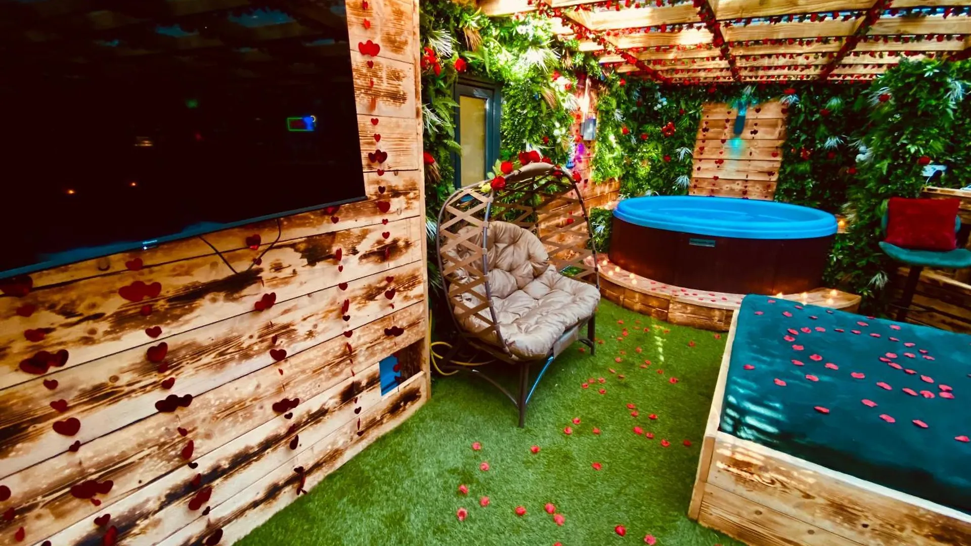 Campsite Sherwood Castle By Liv Retreats Nottingham