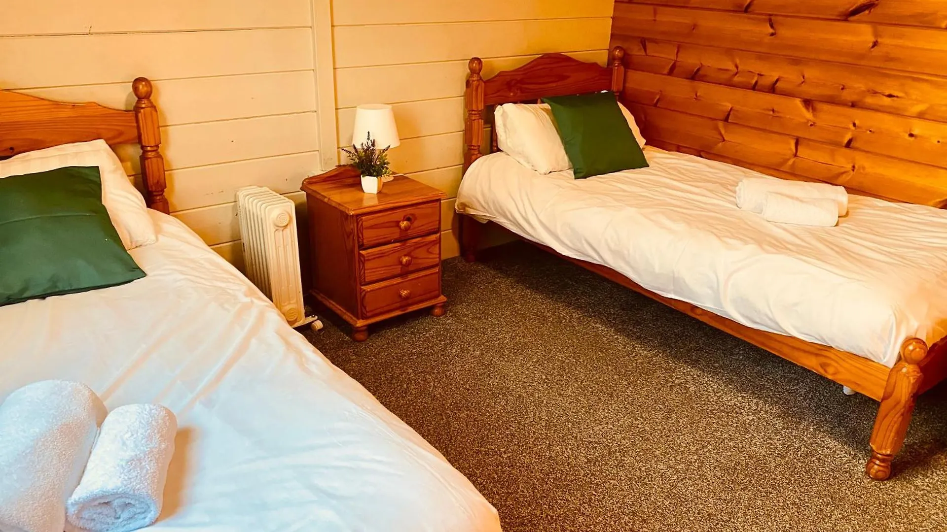 Sherwood Castle By Liv Retreats Nottingham 0*,  United Kingdom